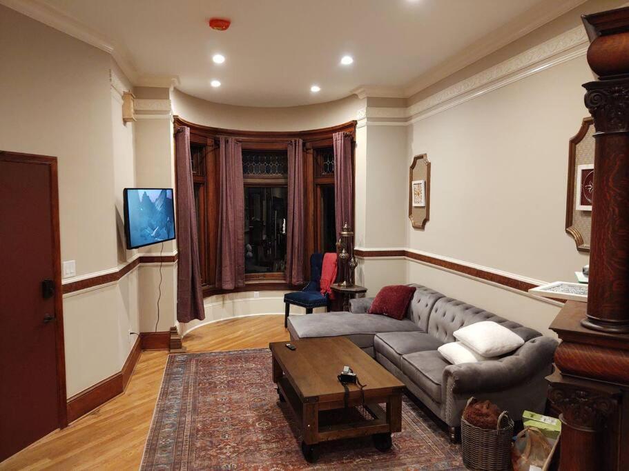 Dupont/logan Circle Historic One Bedroom *